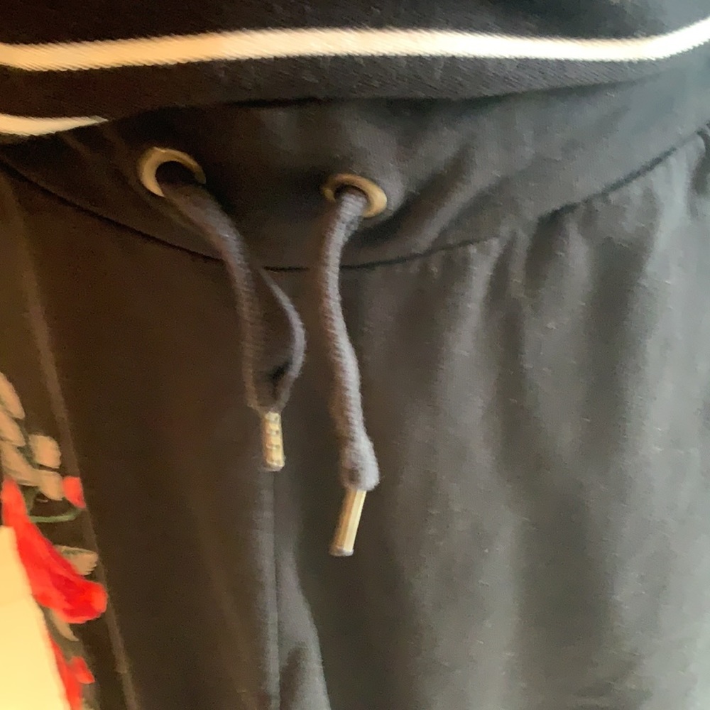 Jogging Suit - image 7